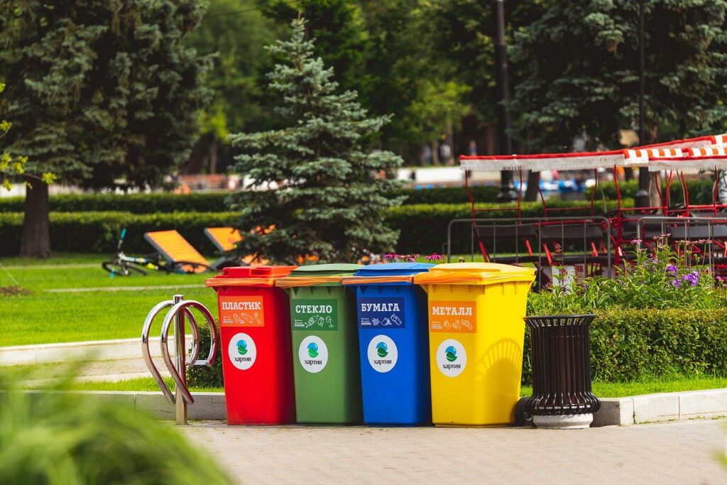park, waste separation, recycling-4337477.jpg